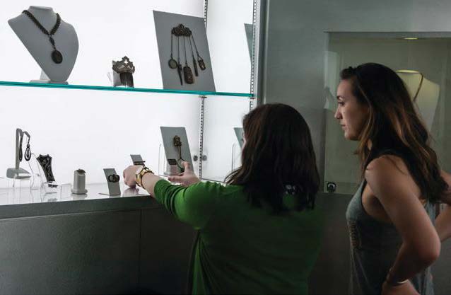 Women looking at jewelry